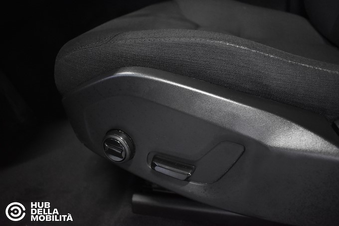 VOLVO XC60 B4 (d) automatico Business